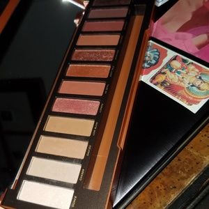 Urban Decay Naked Heat